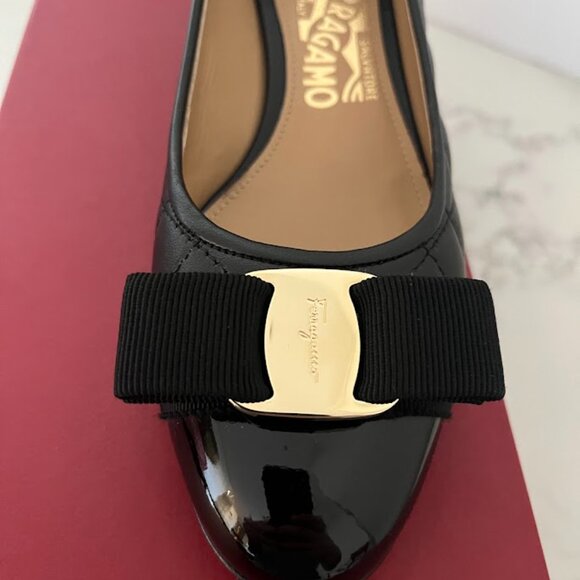 Salvatore Ferragamo  Vara quilted low heel - Picture 4 of 7